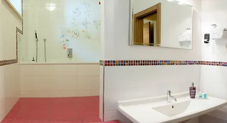 Botton D'oro Oda ve Kahvaltı 4*