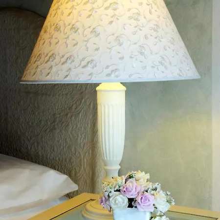 Alojamento de Acomodação e Pequeno-almoço Botton D'oro