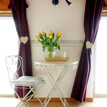 Alojamento de Acomodação e Pequeno-almoço Botton D'oro