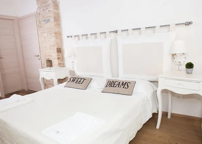 Bed & Breakfast Botton D'oro 4*