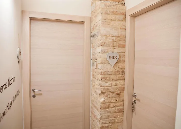 Botton D'oro Bed & Breakfast 4*