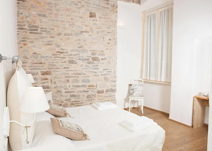 Botton D'oro Bed & Breakfast
