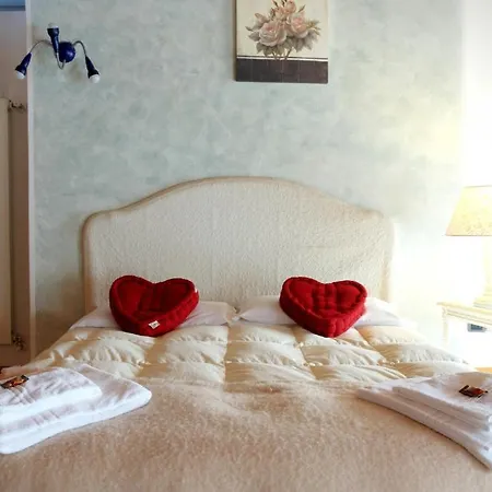 Botton D'oro ベッド・アンド・ブレックファスト 4*