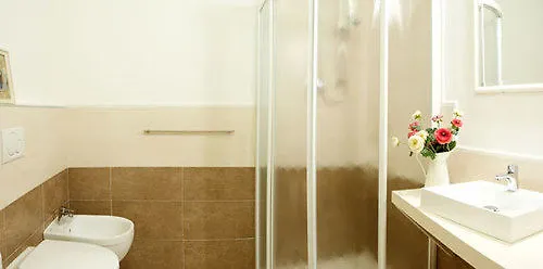 Oda ve Kahvaltı Botton D'oro Bergamo